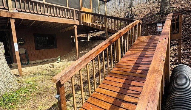 Private 3BR Treehouse Retreat @ Lake Ozark