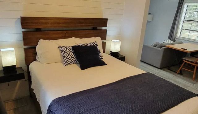 Private Relaxing Studio - Weston