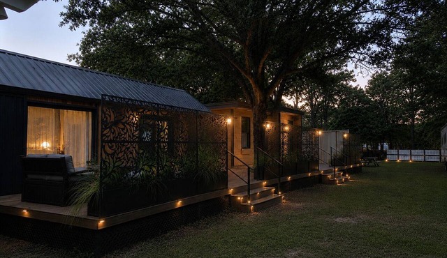 Private Wellness Studio Near Savannah.Soaking Tub.Outdoor Shower. in Guyton