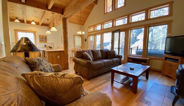 River's Edge Resort