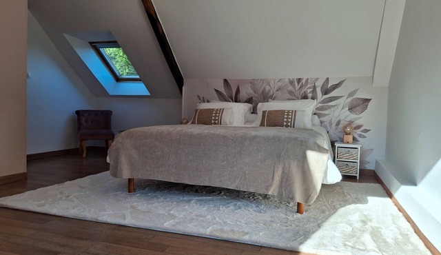 Room 'Quartz Rose Et Cristal De Roche' with Shared Terrace, Shared Garden and Wi-Fi