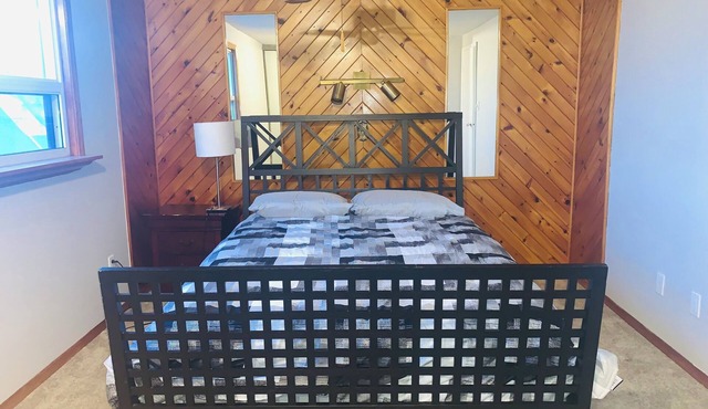 Rustic Charm: A Tranquil Getaway