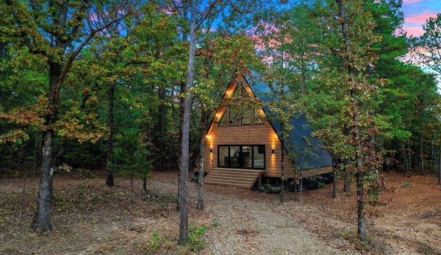 Secluded A Frame Retreat,hot tub,sauna