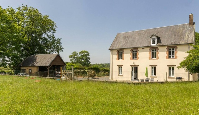 Spacious country house with garden and pets allowed in Normandy