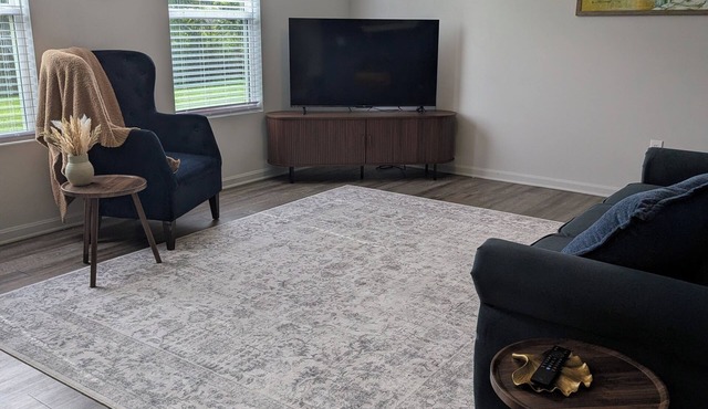 Spacious 1-bedroom apartment with AC in Princeton