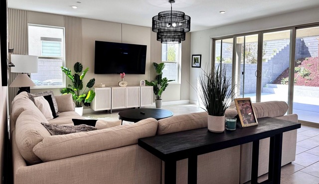 Spacious 5-bedroom house in serene Mission Viejo with fitness room, AC