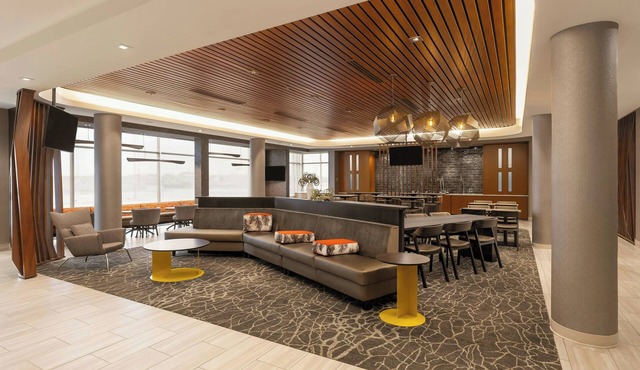 Springhill Suites By Marriott Fargo
