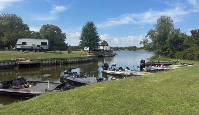 Steps from Lake Fork w/ private boat ramp access!