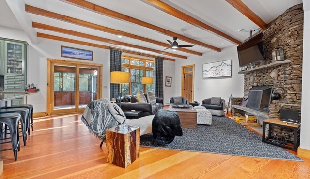 Stratton Mountain Home