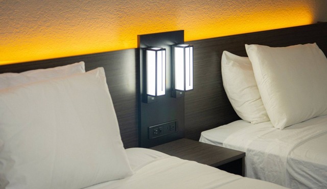 Studio 6 Extended Stay - West Palm Beach, FL