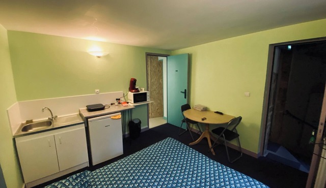 Studio 6 "les moulins" in the town center