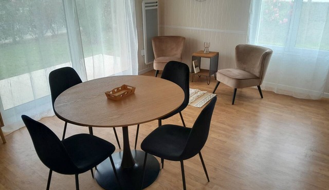 Studio en Front de mer Avec Jardin et Parking. Animal de Compagnie Accepté