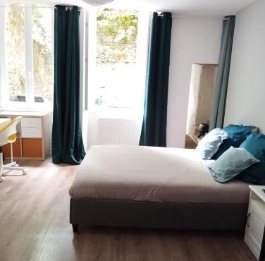 Studio sur cour, Centre-ville