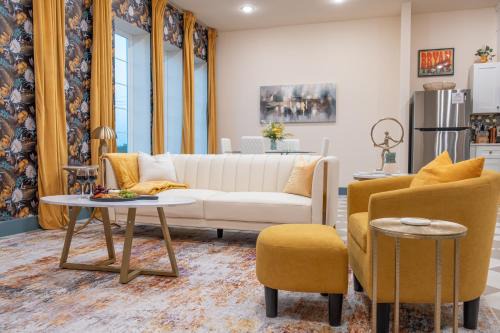 The Francesca - Apt 334