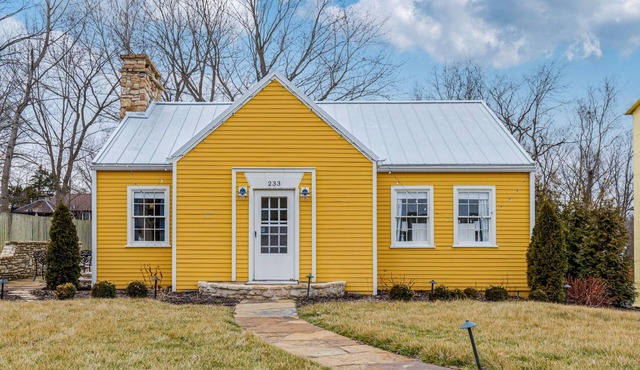 The Marigold Cottage by StayLage