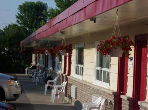 The Silver Birch Motel