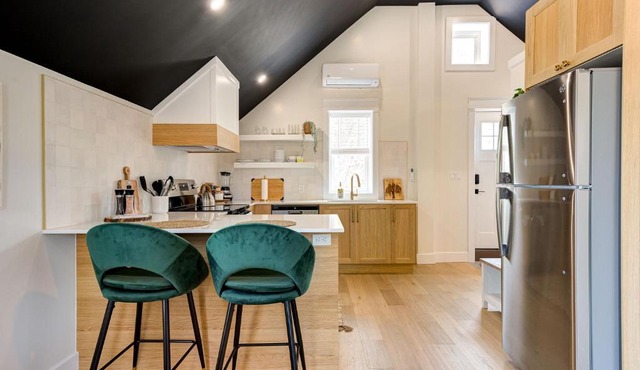 The Willow on Victoria Park - 1 Bed 1 Bath