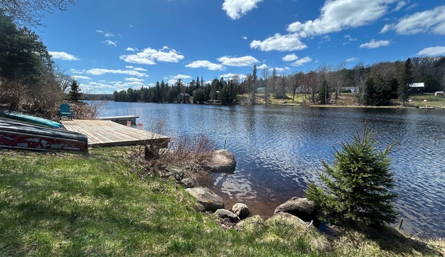 Waterfront Algonquin Escape | 4BR | River Access