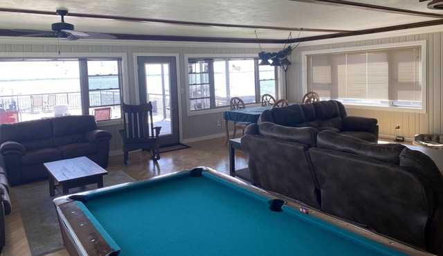Waterfront Cabin Available for EAA