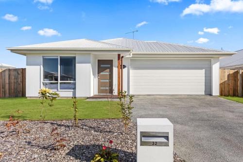 Whitehaven - 4BD 4Bath Retreat