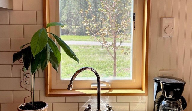Wildcat Polly ~ Tiny but Wild Unique tiny home in Durango, Colorado
