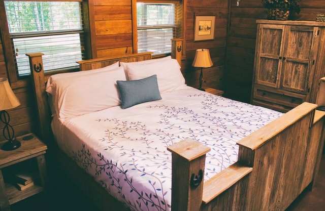Remember When Cabins
