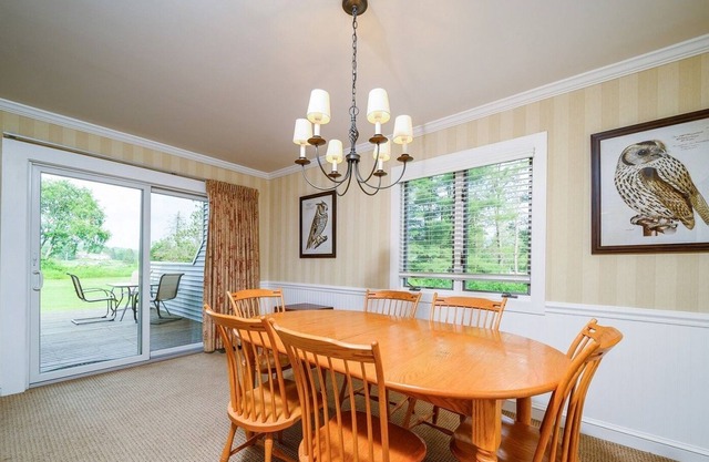Stoweflake 2BR Townhouse with Resort Amenities