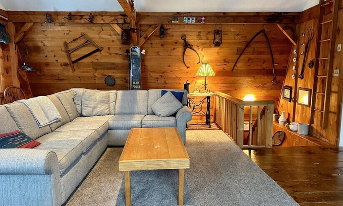 Stratton Mountain House | Cozy ski house off Stratton access road. 5-8 min to all seasons at Stratton!