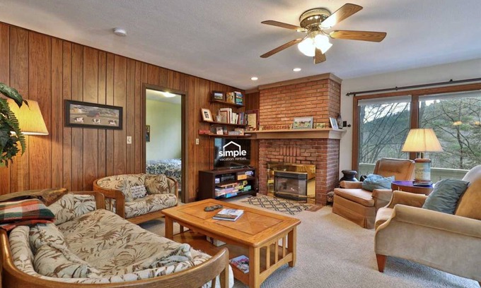 Bridgewater Corners House | House ∙ 4 bedrooms ∙ 8 guests