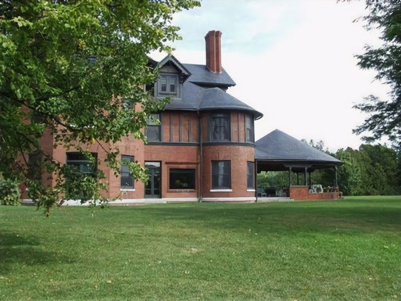Photo of Buildings in South Burlington