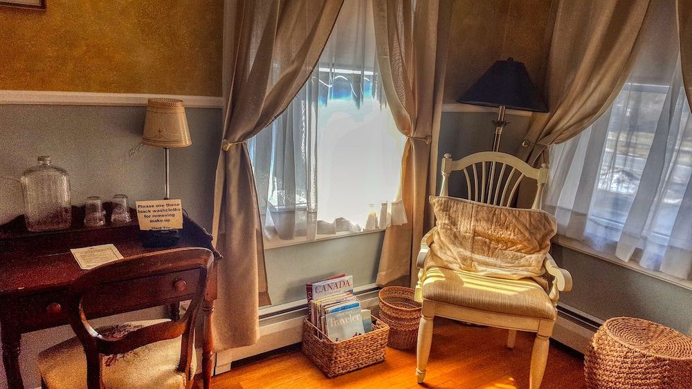Photo of Livingroom in Brandon