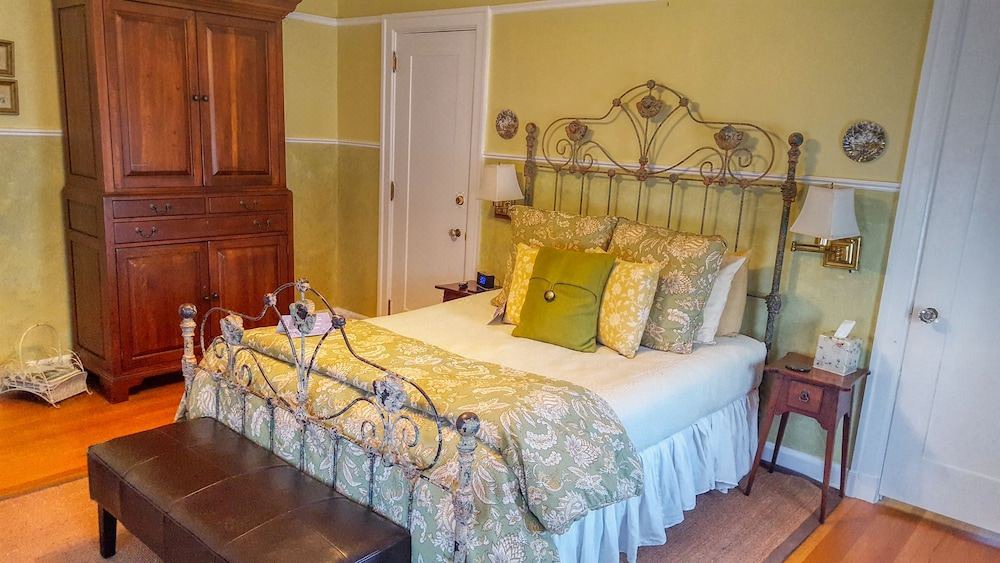 Photo of Bedroom in Brandon