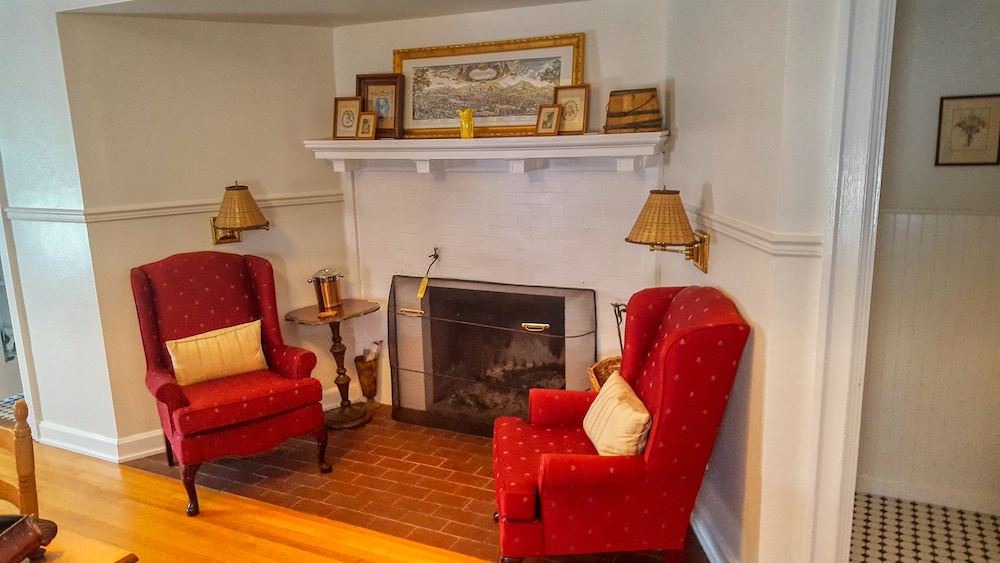 Photo of Livingroom in Brandon