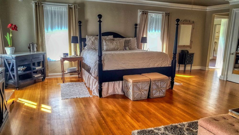 Photo of Livingroom in Brandon
