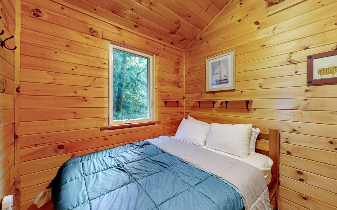 Photo of Bedroom in Hubbardton
