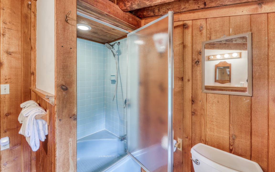 Photo of Bathroom in Lincoln
