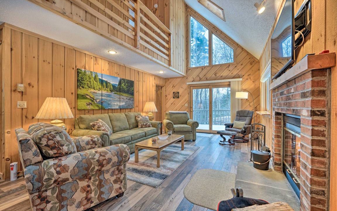 Photo of Livingroom in West Dover