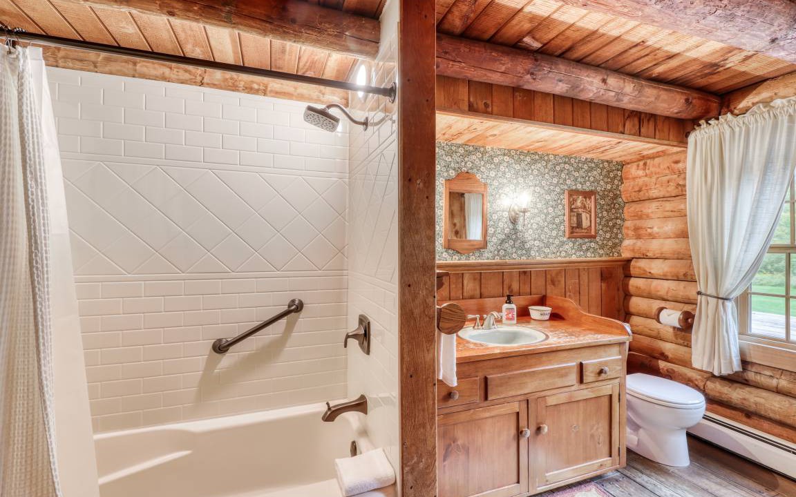 Photo of Bathroom in Lincoln