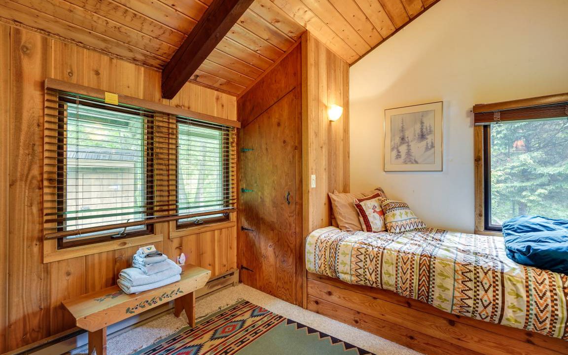 Photo of Bedroom in Jamaica