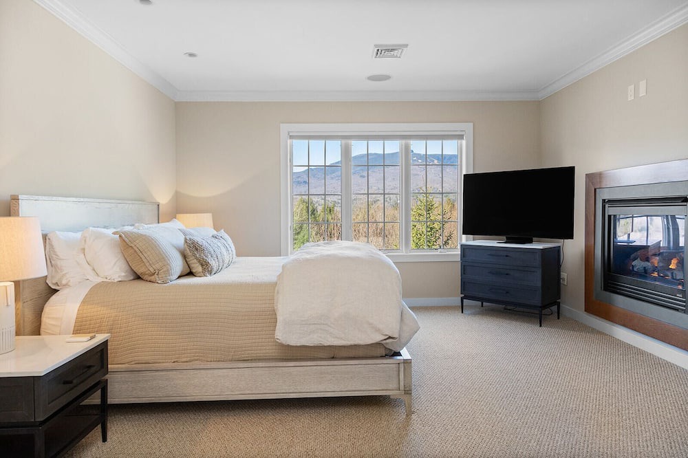 Photo of Livingroom in Stowe Area