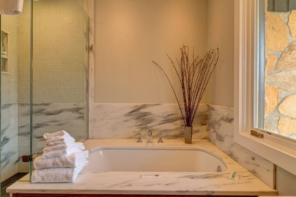 Photo of Bathroom in Mount Tabor
