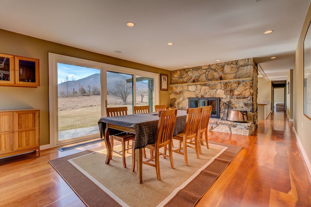 Photo of Livingroom in Mount Tabor