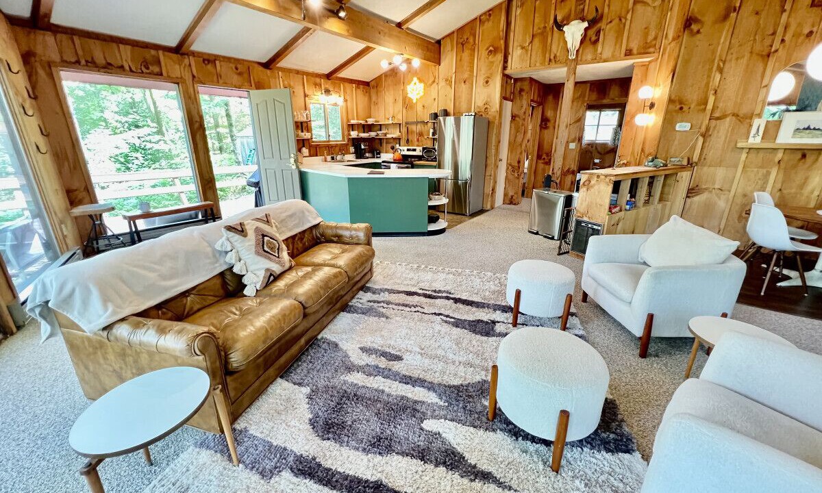 Photo of Livingroom in Windham