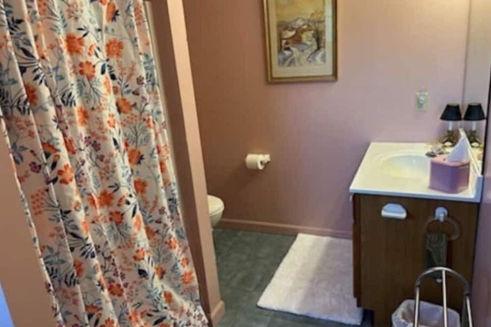 Photo of Bathroom in West Townshend