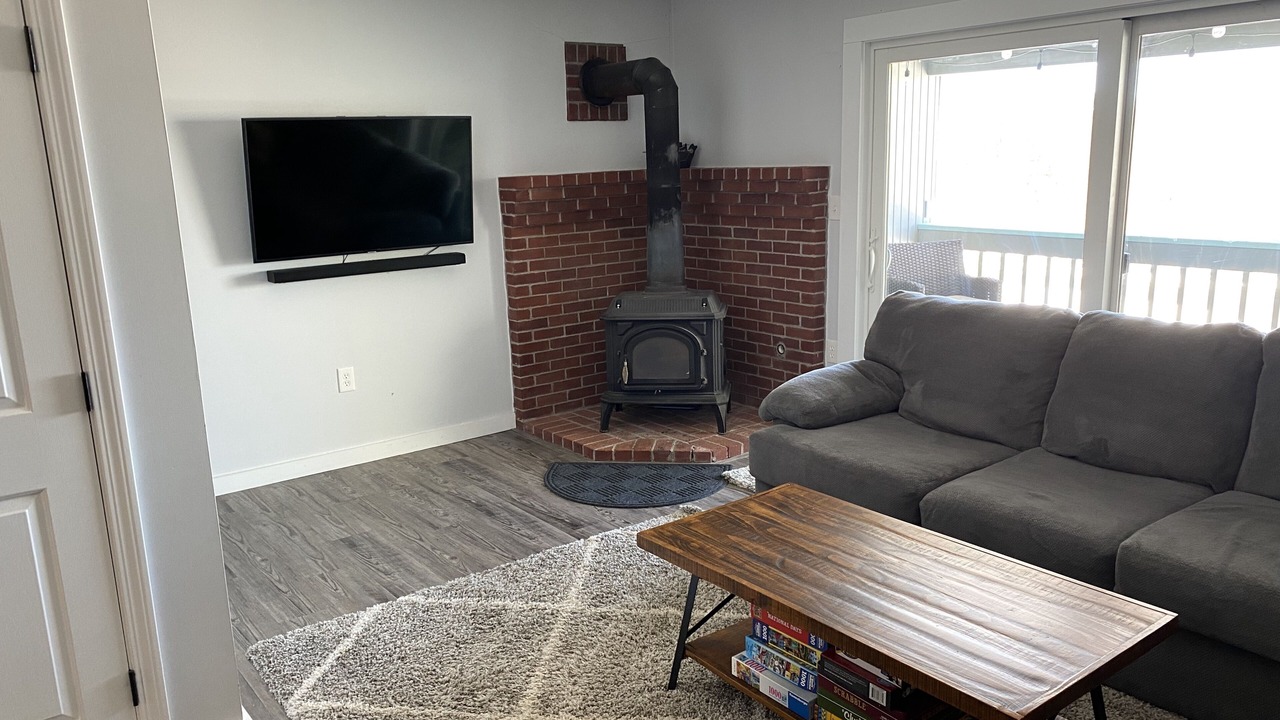 Photo of Livingroom in East Burke