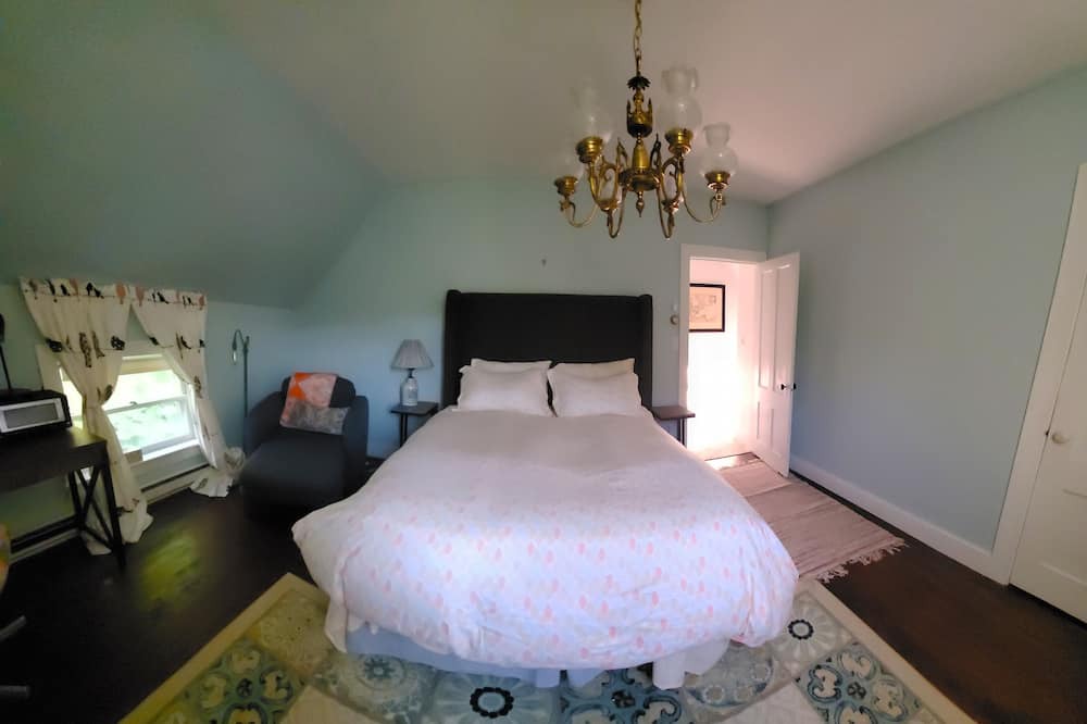 Photo of Bedroom in Danby