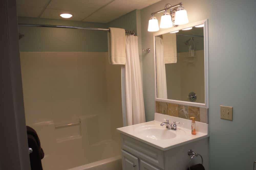 Photo of Bathroom in Stowe Hollow