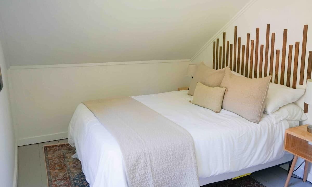 Photo of Bedroom in Mount Tabor