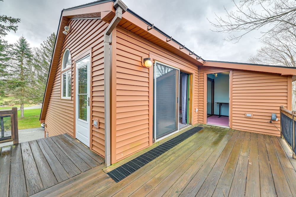 Photo of Patio Balcony in Bennington
