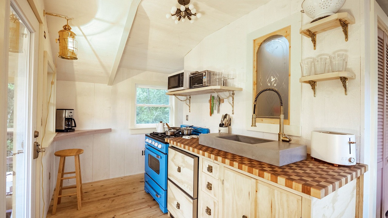 Photo of Kitchen in South Londonderry